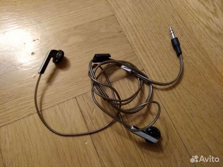 Наушники для телефона