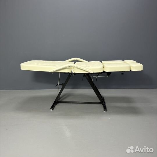 Кресло педикюрное с наклоном сиденья