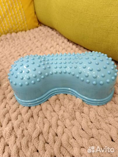 Подушка массажная для шеи