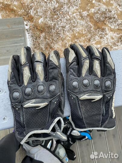 Перчатки для мотоцикла