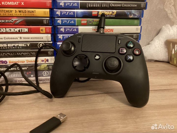 Геймпад nacon revolution Pro