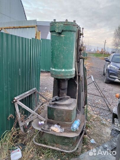 Кузнечный молот