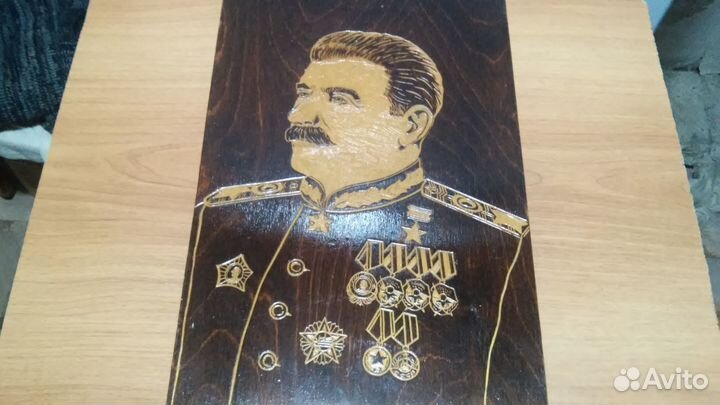 Картины на досках Советских времен