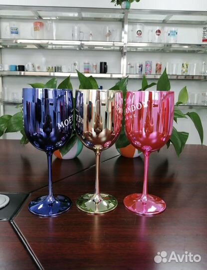 Зеркальные бокалы Moet Chandon (4 цвета)