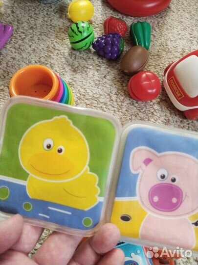 Игрушки для малышей пакетом