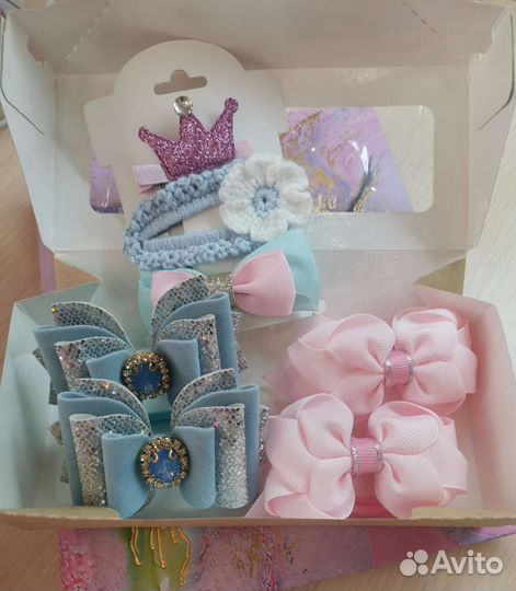 Набор из резиночек и заколочек ручной работы