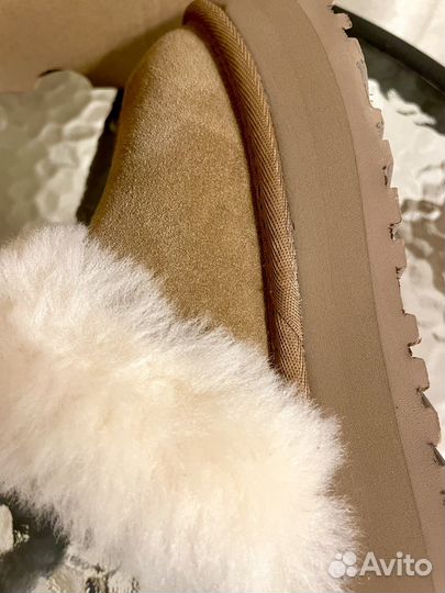 Ugg tasman slipper