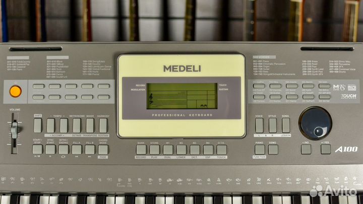Синтезатор Medeli + Аксессуары