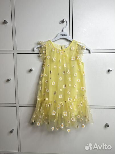 Нарядное платье для девочки новое 92 размер