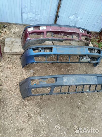 Передний Бампер Фольксваген пассат б4 Венто голь3