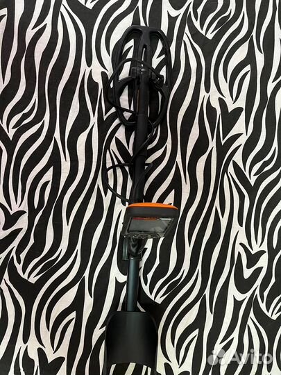 Металлоискатель quest q20