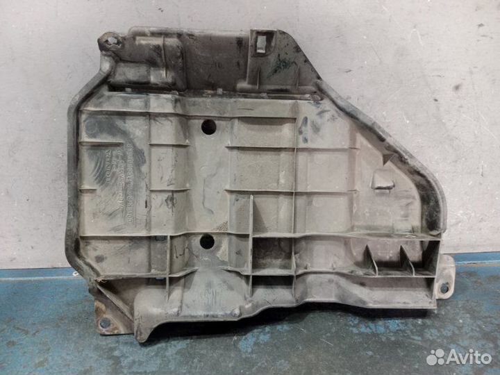 Защита днища правая Honda Civic 8 4D FD