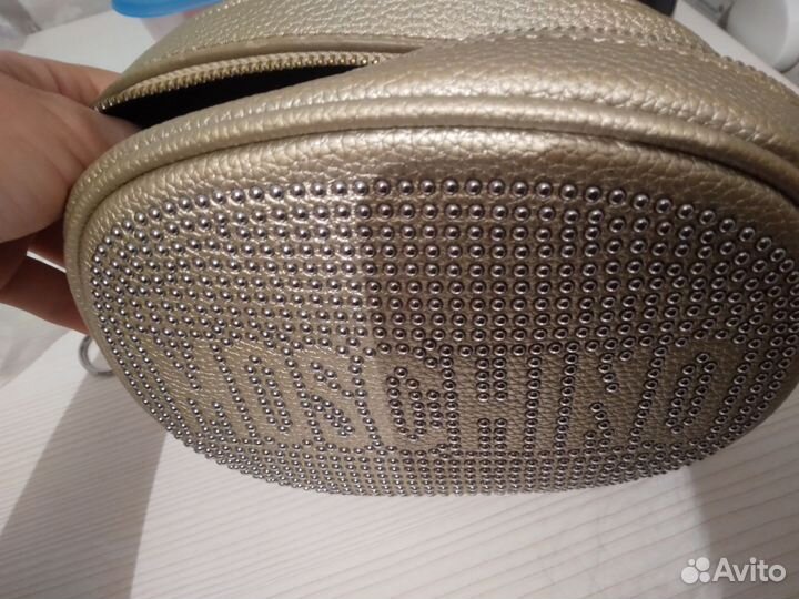 Сумочка косметичка и помады новые