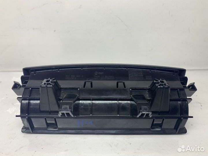 Бардачок Volkswagen Touareg FL 3.6 2015