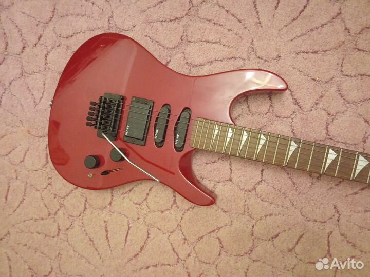 Электрогитара Celebrity