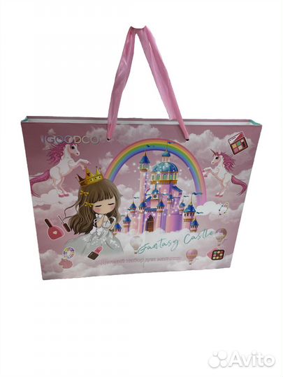 Новая детская косметика в подарочном пакете