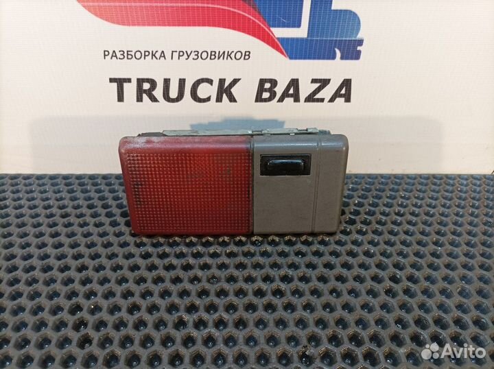 8140037 Плафон салонный Renault Premium