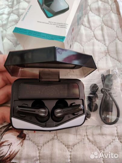 Беспроводные наушники новые