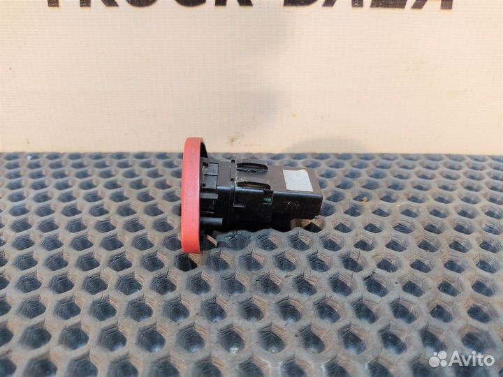 504097210 Кнопка аварийной сигнализации