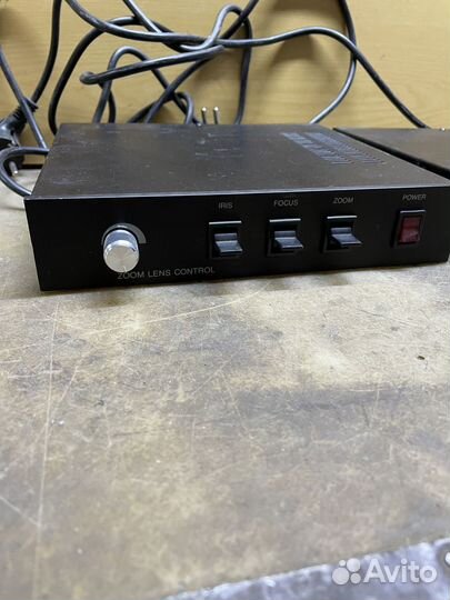 Блок управления трансфокацией с питанием 220 В