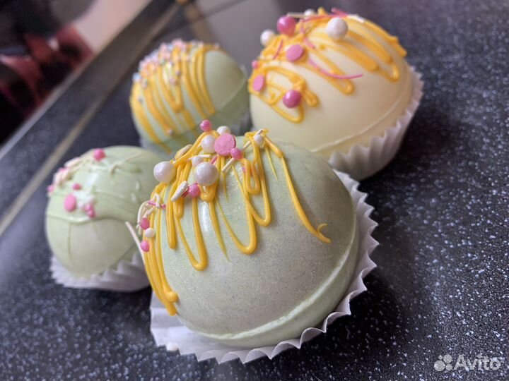 Шоколад ручной работы и чайные бомбочки