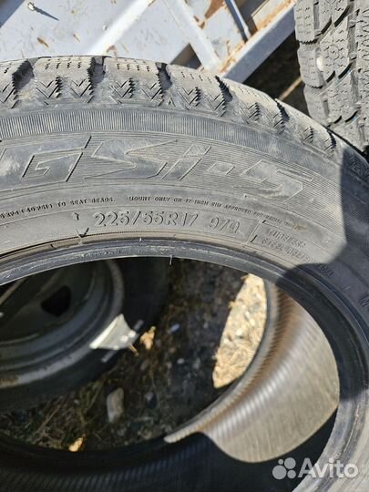 Toyo Observe GSi-5 225/55 R17 105