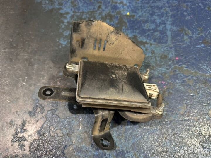 Радар круиз-контроля задний левый Mazda 6 GJ