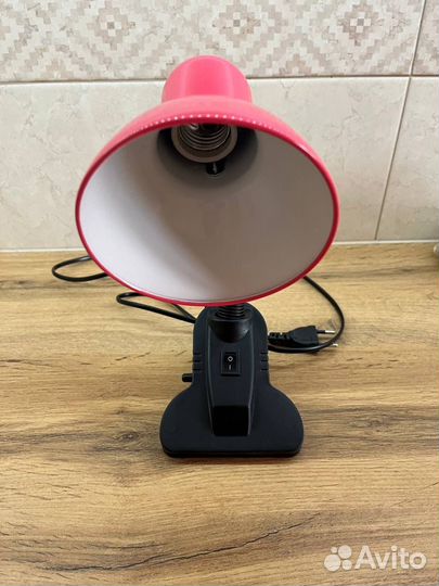 Лампа настольная