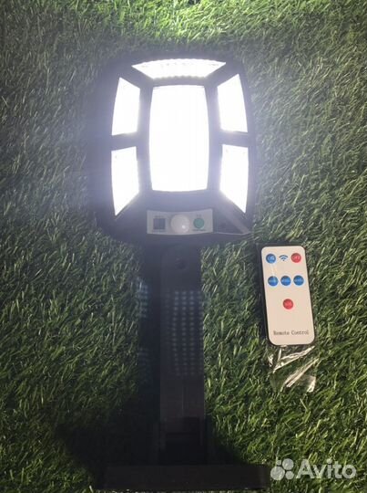 Фонарь на солнечной батарее