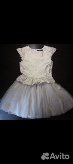 Платья праздничные