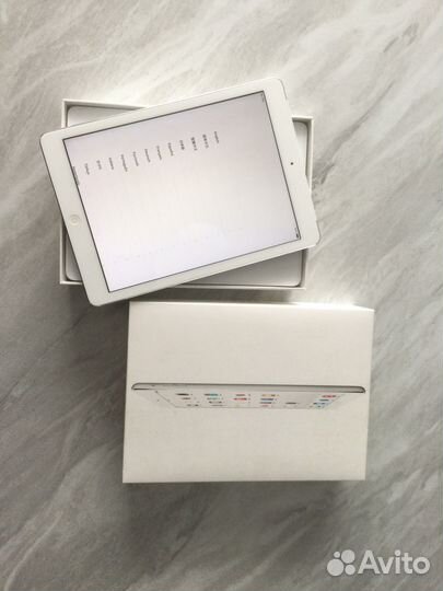 Планшет apple iPad air