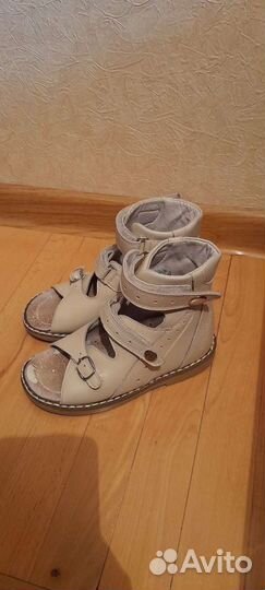 Кроватка с ортопед.матрасом,коляска зима-лето с ав