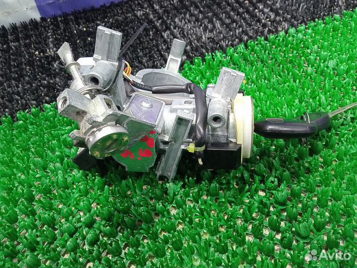 Замок зажигания Mitsubishi Pajero Sport