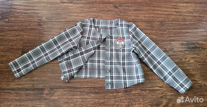 Школьный костюм в клетку