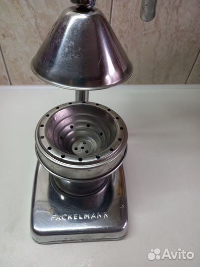 Соковыжималка пресс для цитрусовых