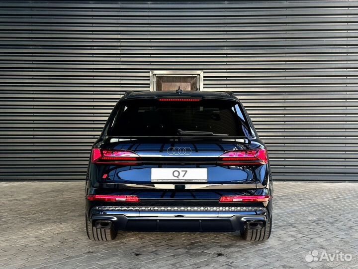 Audi Q7 3.0 AT, 2024