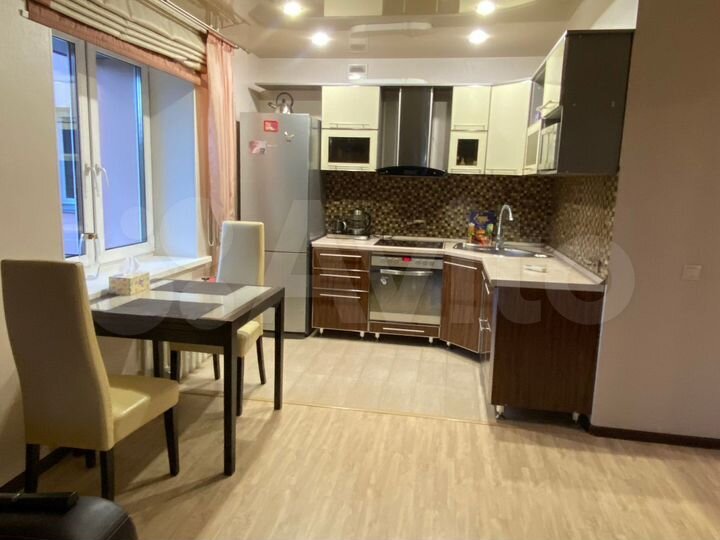 2-к. квартира, 50 м², 3/9 эт.