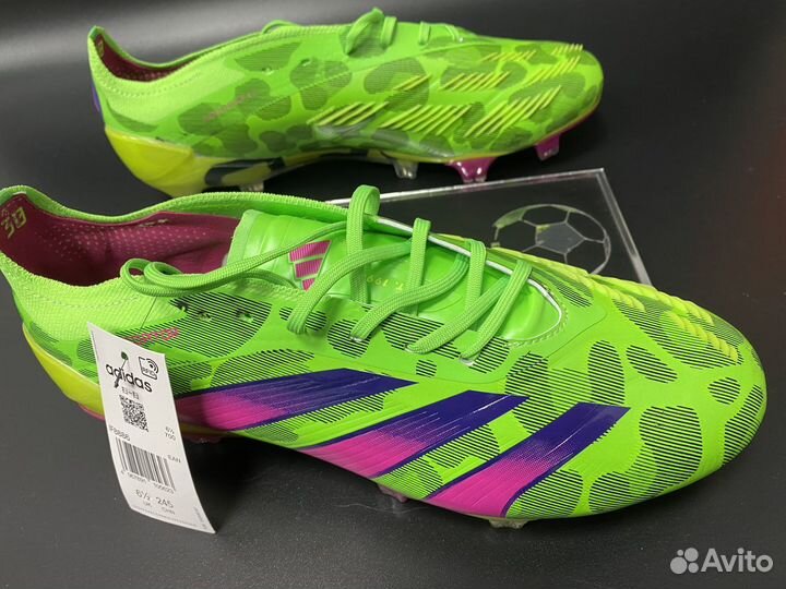 Футбольные бутсы Adidas Predator