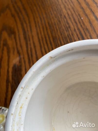 Кузовок с грибами, масленка сахарница