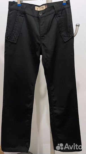 Мужские брюки и свитер