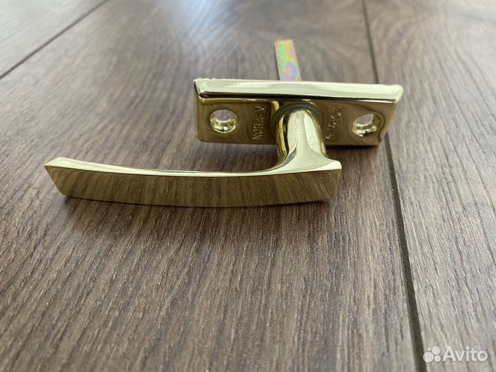 Завертка для окон