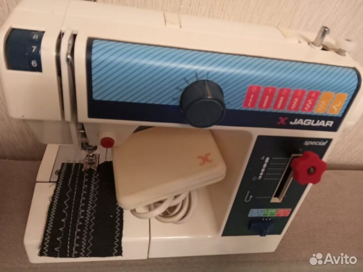 Швейная машина Jaguar