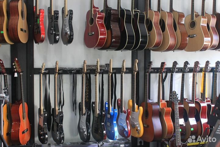 Новые гитары, укулеле, электрогитары, бас-гитары