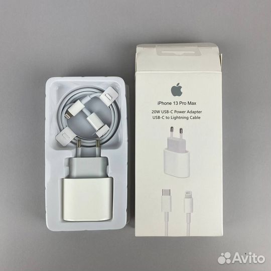 Быстрая зарядка для iPhone 20W с кабелем Lightning