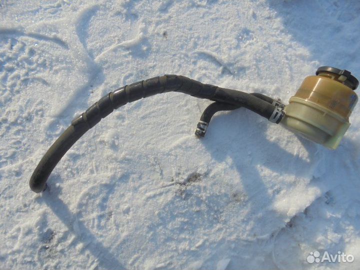 Бачок гидроусилителя Toyota Camry ACV40 2AZ-FE