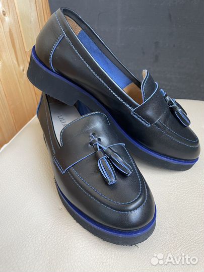 Лоферы женские