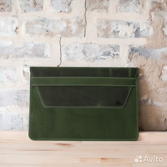 Кожаный чехол для ноутбука