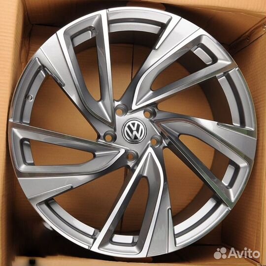 Диски Volkswagen Touareg R20