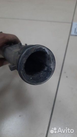 Патрубок системы охлаждения Skoda Fabia