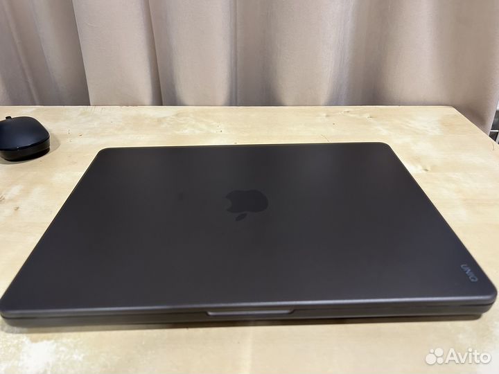 Apple MacBook Pro 14 m2 pro